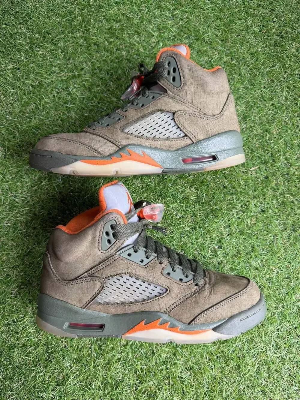 Jordan Olive 5s GS Size 5.5Y